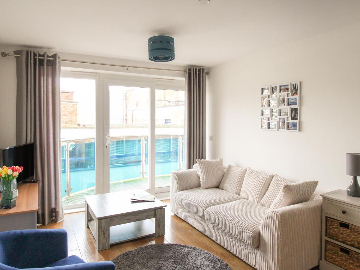 Nautical Breeze Apartment เวย์มัธ ภายนอก รูปภาพ