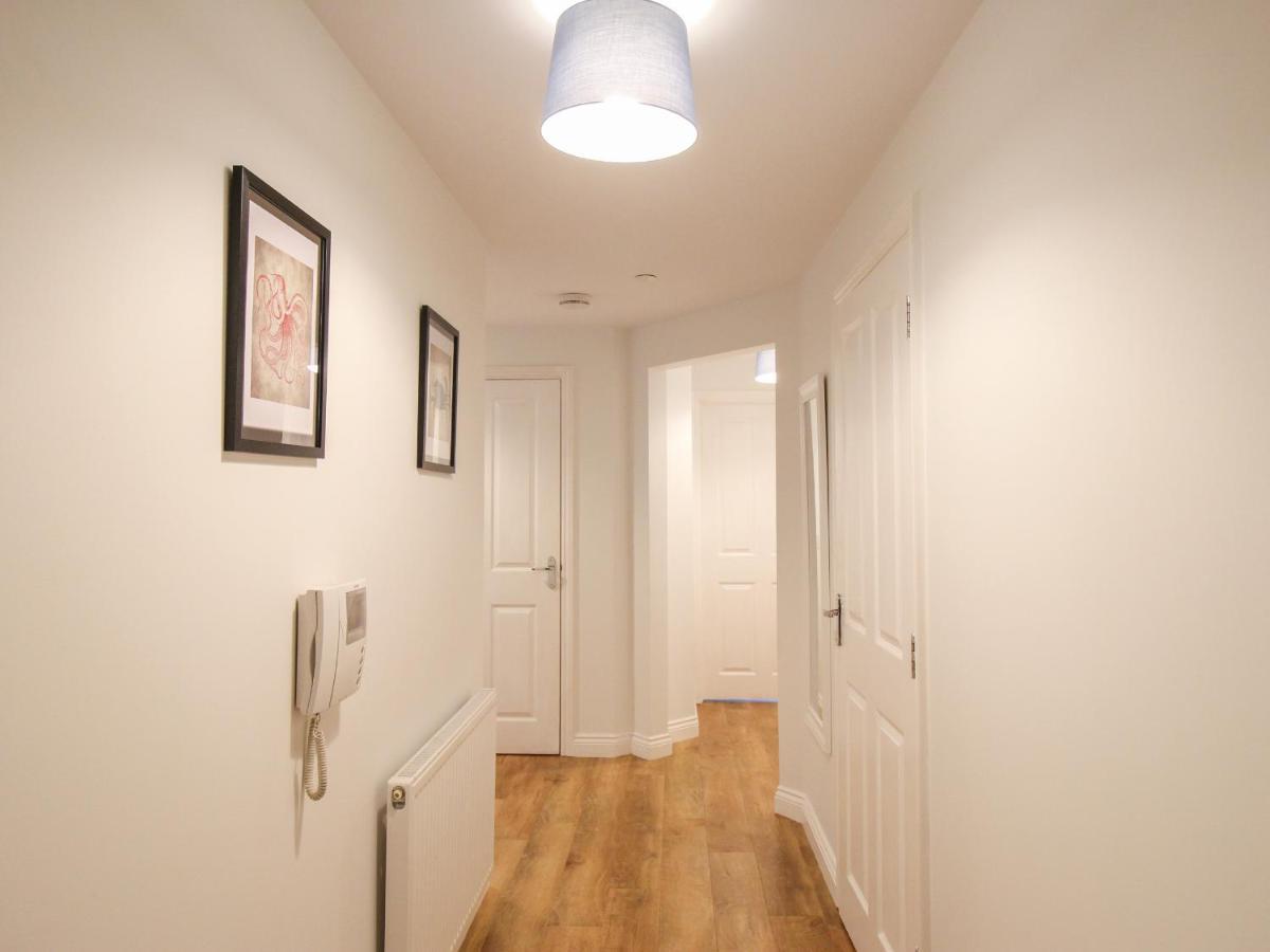 Nautical Breeze Apartment เวย์มัธ ภายนอก รูปภาพ